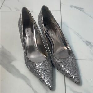 Nine West Silver Glitter Heels Size 6.5